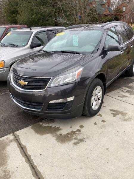 2014 Chevrolet Traverse for sale at DNM Autos in Youngstown OH