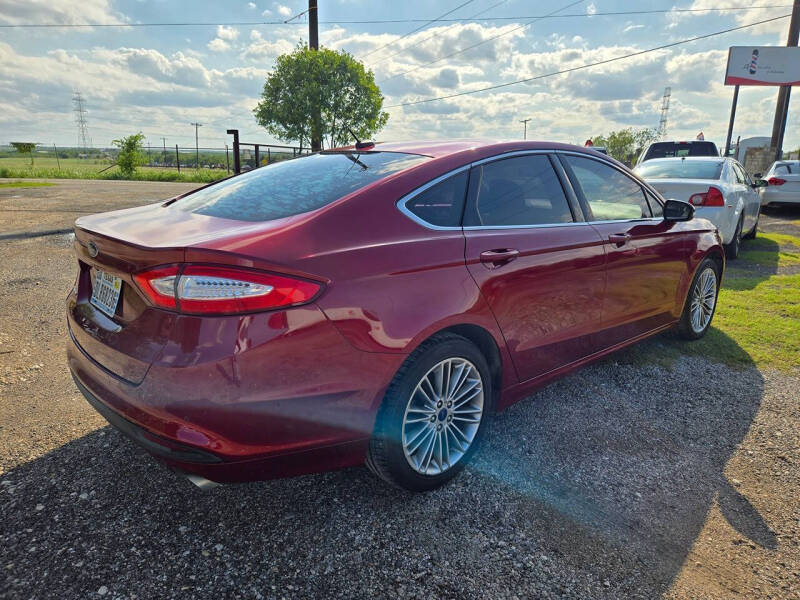 2014 Ford Fusion SE