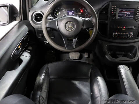 2016 Mercedes-Benz Metris Passenger