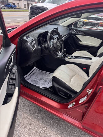 2018 Mazda MAZDA3 Grand Touring