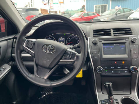 2017 Toyota Camry SE