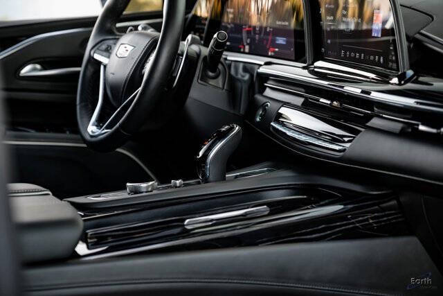 2023 Cadillac Escalade-V