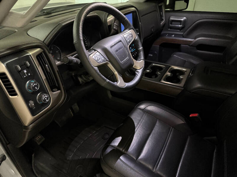 2019 GMC Sierra 2500 Denali HD Denali photo 76