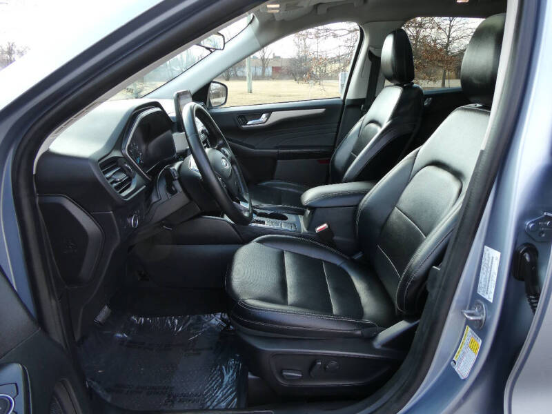 2022 Ford Escape SEL