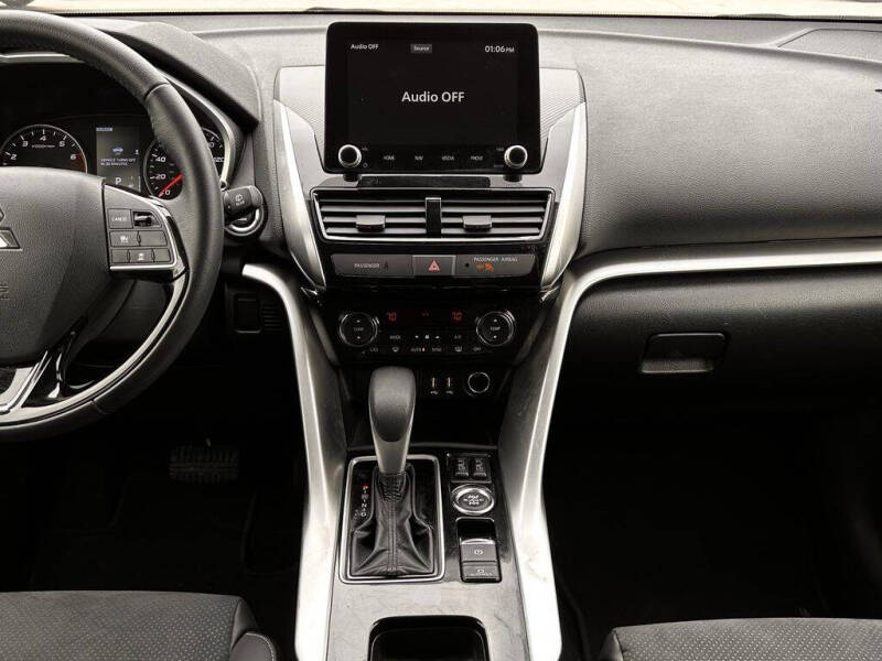 2025 Mitsubishi Eclipse Cross SE