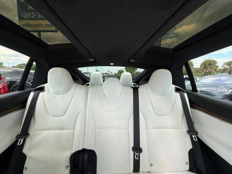 2022 Tesla Model X