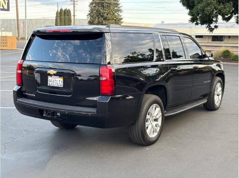 2019 Chevrolet Suburban LT