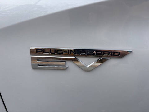 2025 Mitsubishi Outlander PHEV SEL