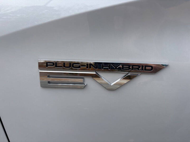2025 Mitsubishi Outlander PHEV SEL