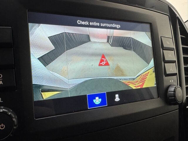 2022 Mercedes-Benz Metris Passenger