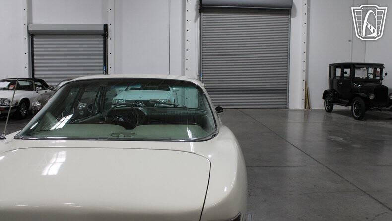 1964 Studebaker Avanti