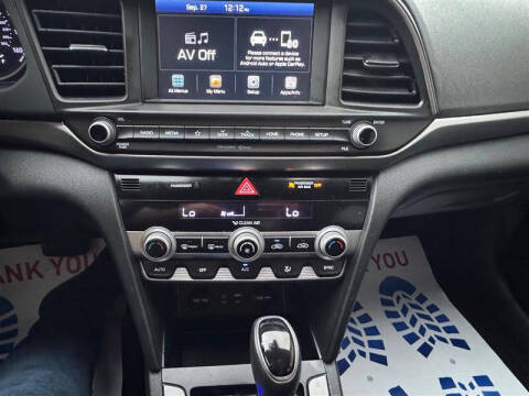 2020 Hyundai Elantra