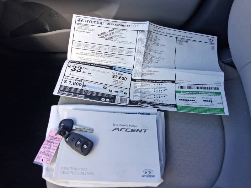 2013 Hyundai Accent SE