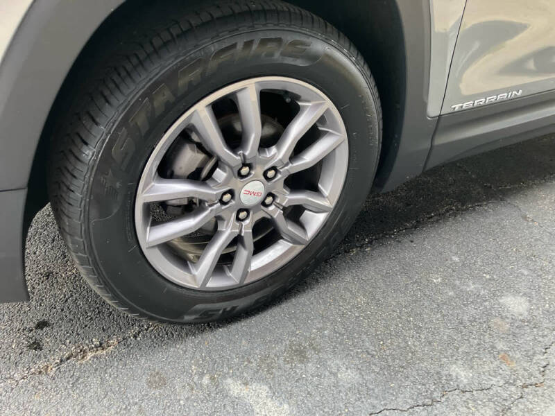 2024 GMC Terrain SLT