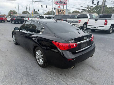 2015 Infiniti Q50 Premium