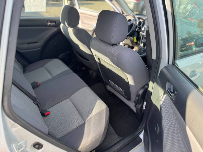 2005 Toyota Matrix XR