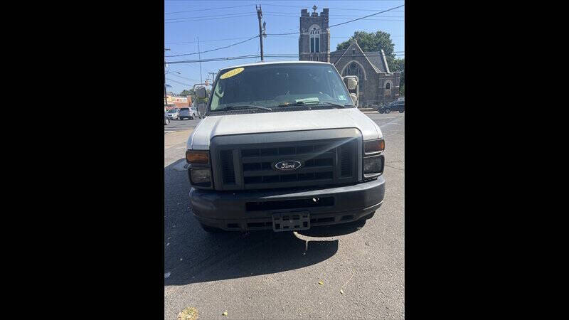 2013 Ford E-Series E-350 SD