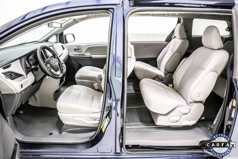 2020 Toyota Sienna L 7-Passenger