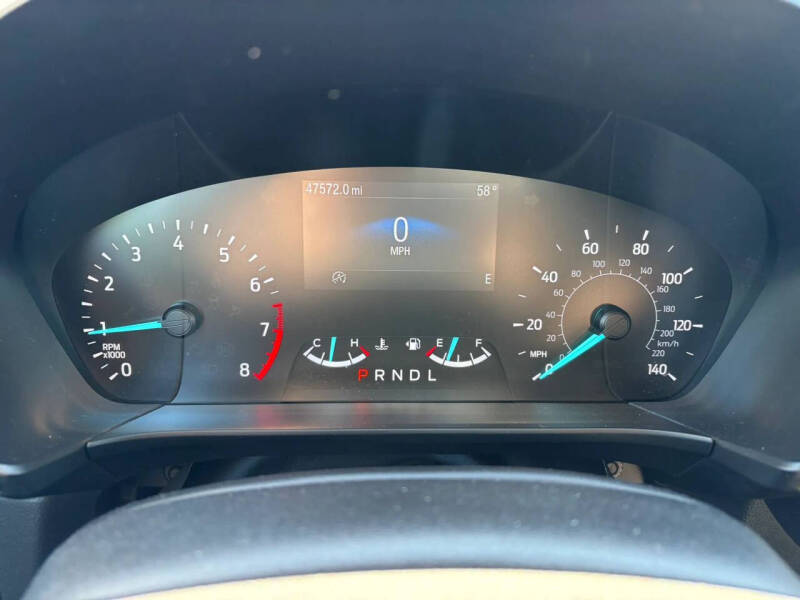 2020 Ford Escape SE