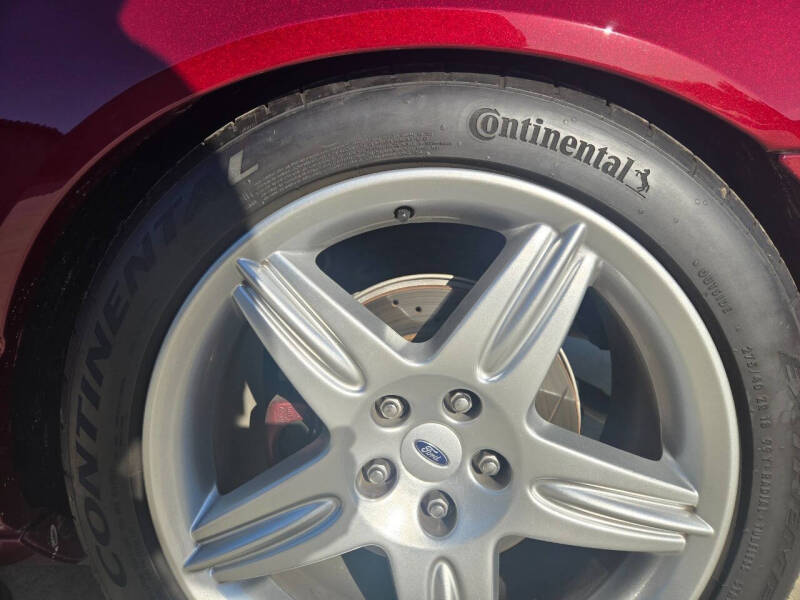 2004 Ford Thunderbird Deluxe