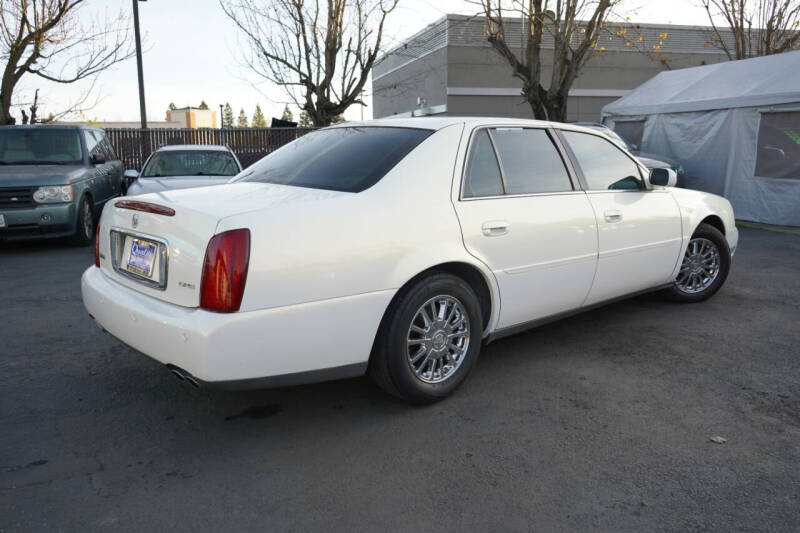 2004 Cadillac DeVille DHS