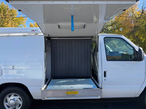 2014 Ford E-Series E-350 SD