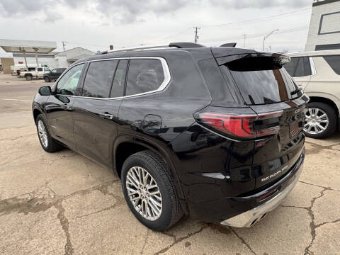 2025 GMC Acadia Denali