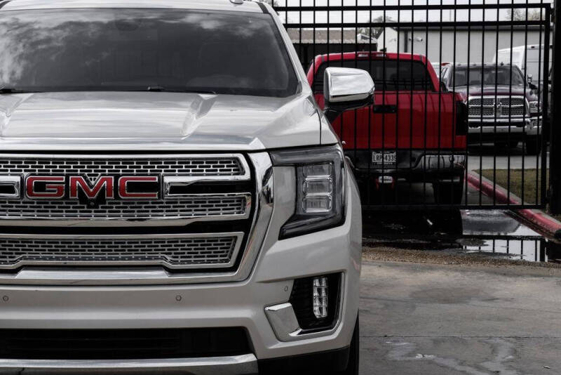 2021 GMC Yukon XL SLT