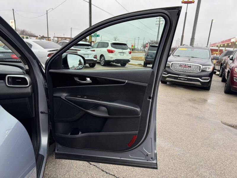 2020 Kia Sorento LX V6