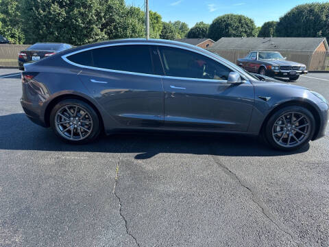 2020 Tesla Model 3 Standard Range