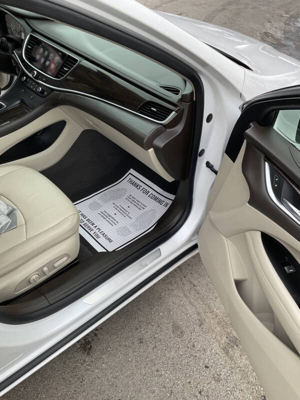 2017 Buick LaCrosse Essence