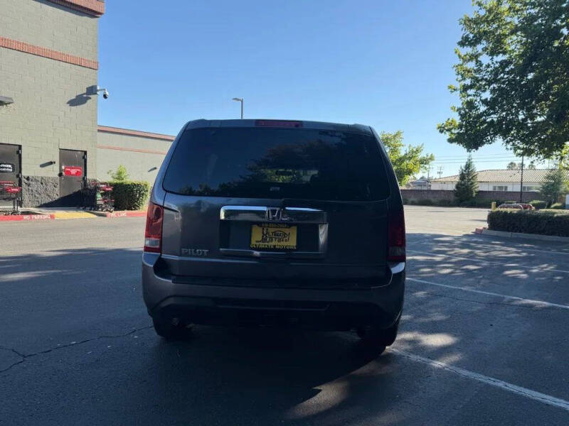 2015 Honda Pilot LX