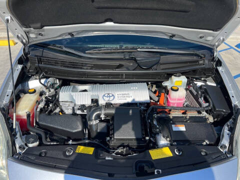 2014 Toyota Prius Three