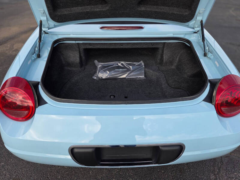 2003 Ford Thunderbird Premium