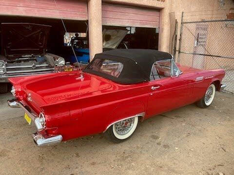 1957 Ford Thunderbird