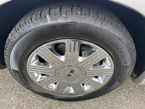 2003 Lincoln Town Car Cartier