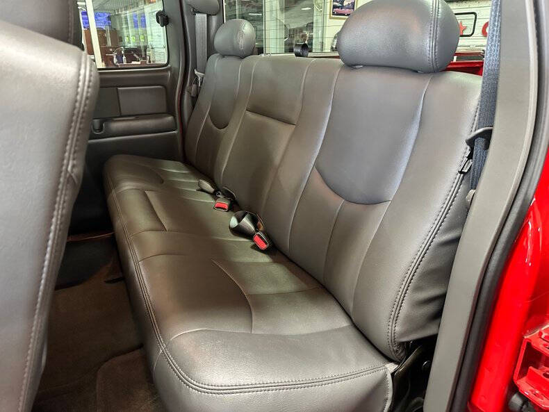 2004 Chevrolet Silverado 1500 SS