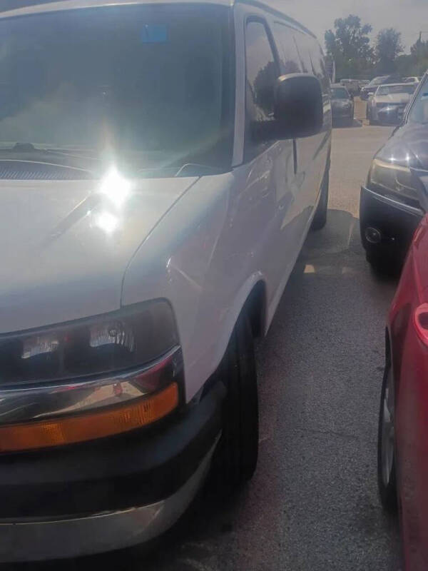 2017 Chevrolet Express LT 3500