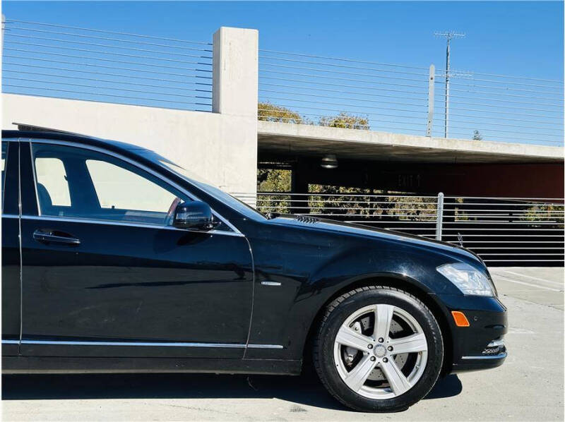 2012 Mercedes-Benz S-Class S550 photo 13