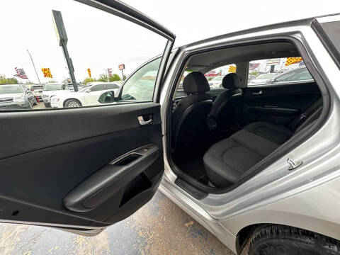 2019 Kia Optima LX