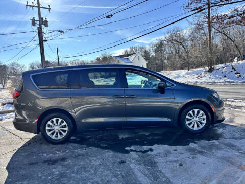 2017 Chrysler Pacifica Touring