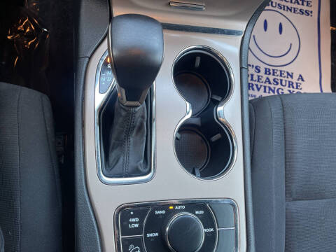 2017 Jeep Grand Cherokee Laredo