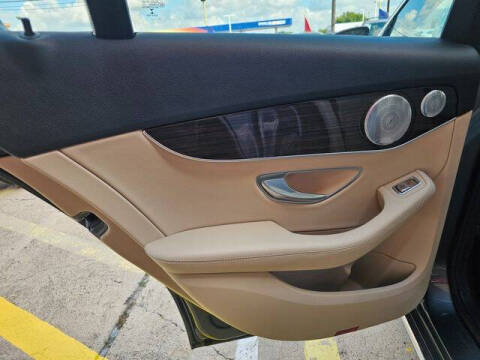 2018 Mercedes-Benz C-Class C 300