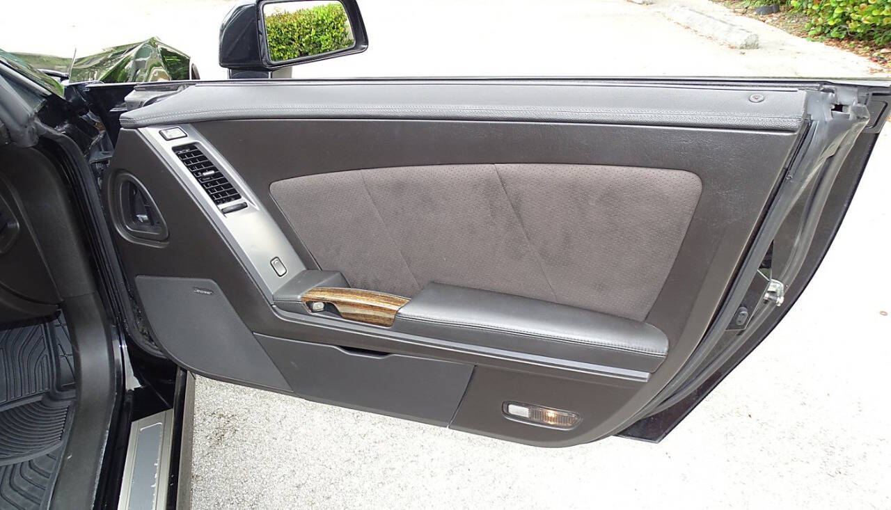 2006 Cadillac XLR-V 28
