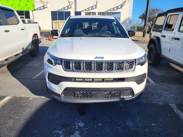 2025 Jeep Compass Sport's photo