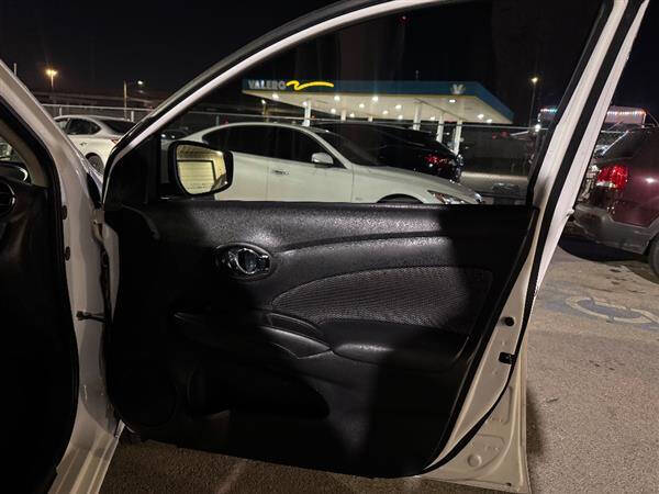 2019 Nissan Versa