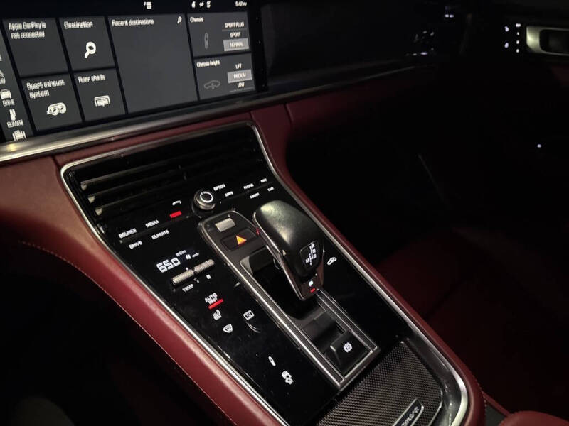 2017 Porsche Panamera Turbo