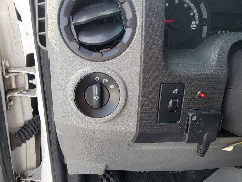 2014 Ford E-Series E-150