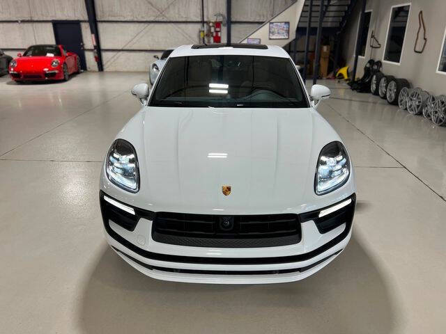 2023 Porsche Macan
