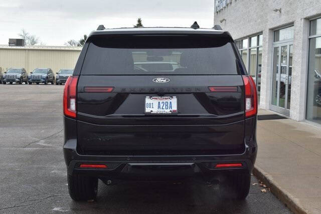 2025 Ford Expedition Platinum